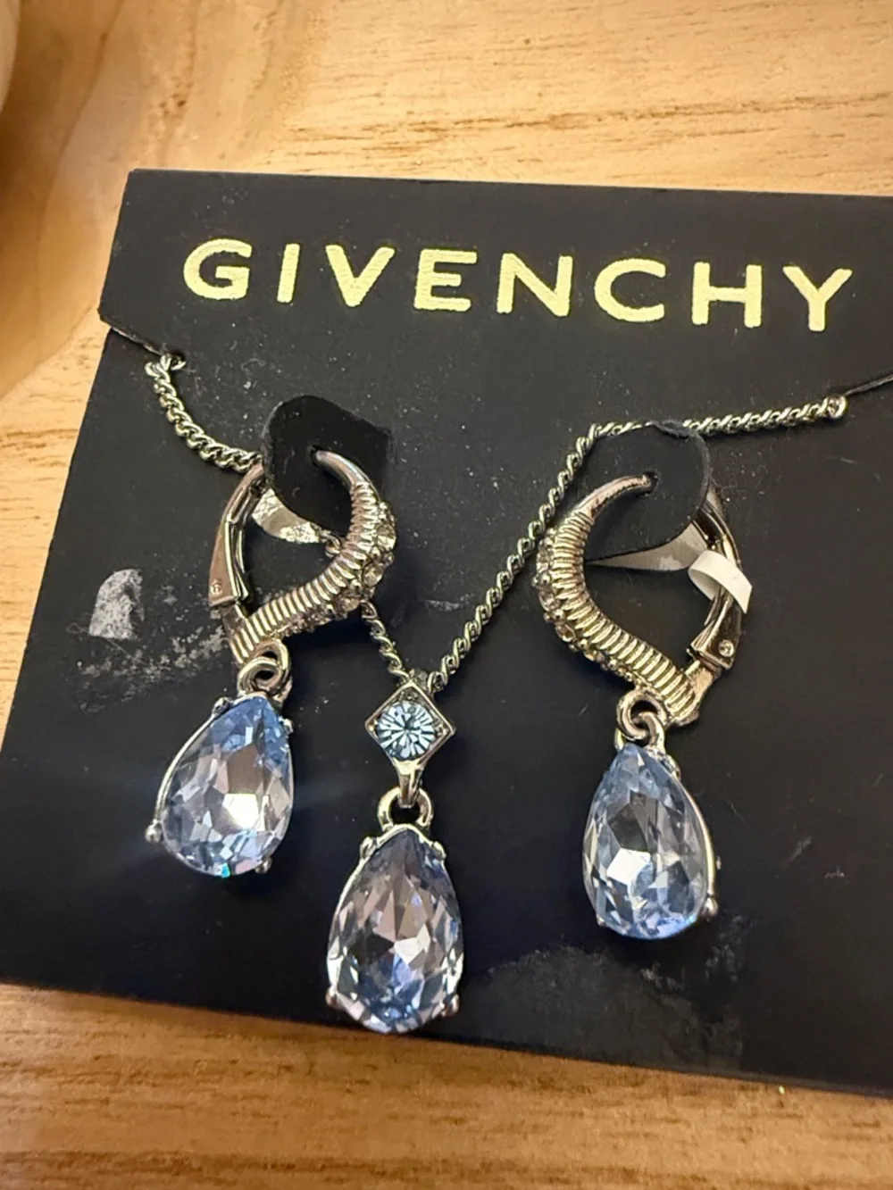 Givenchy Silver Tone Light Blue Pear Shaped Drop Earrings and Pendant Set